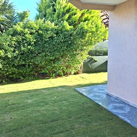 Апартаменты Sea View W Garden 50m To Sarimsakli Айвалык