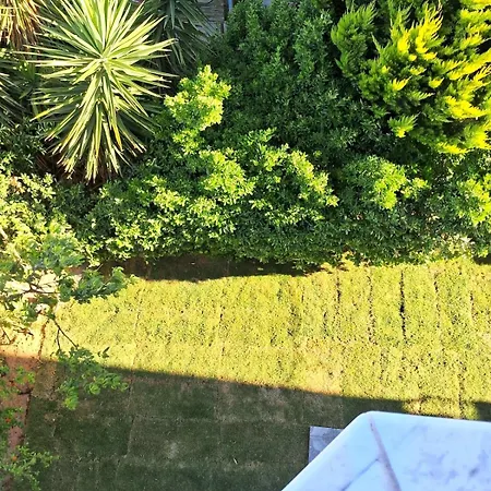 Апартаменты Sea View W Garden 50m To Sarimsakli