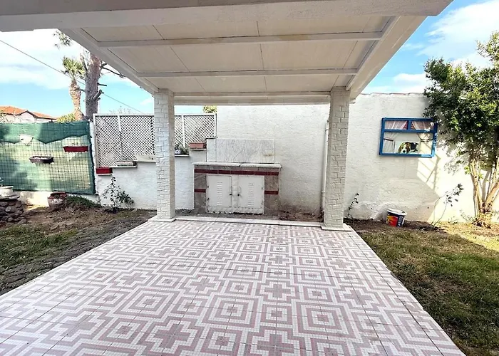 Апартаменты Sea View W Garden 50m To Sarimsakli